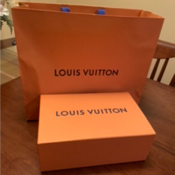 Authentic, limited edition, size 7.5 Louis Vuitton Black and Pink Heeled Sandals - Picture 8 of 8